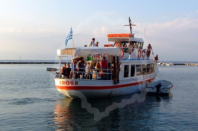 eros-ii-boat-trips-go-thassos