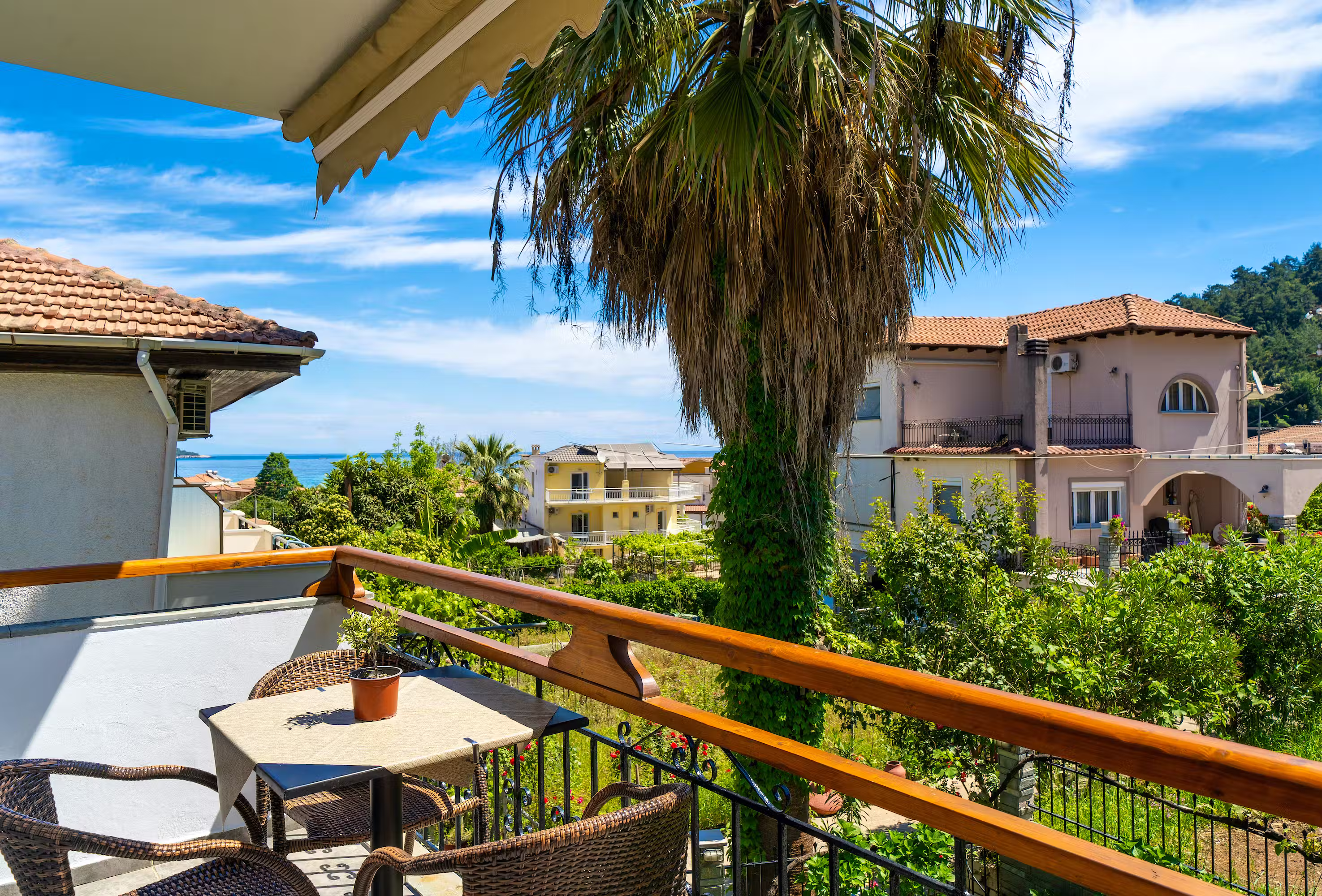 Apartment #2 #5 #8 - Intro - 0