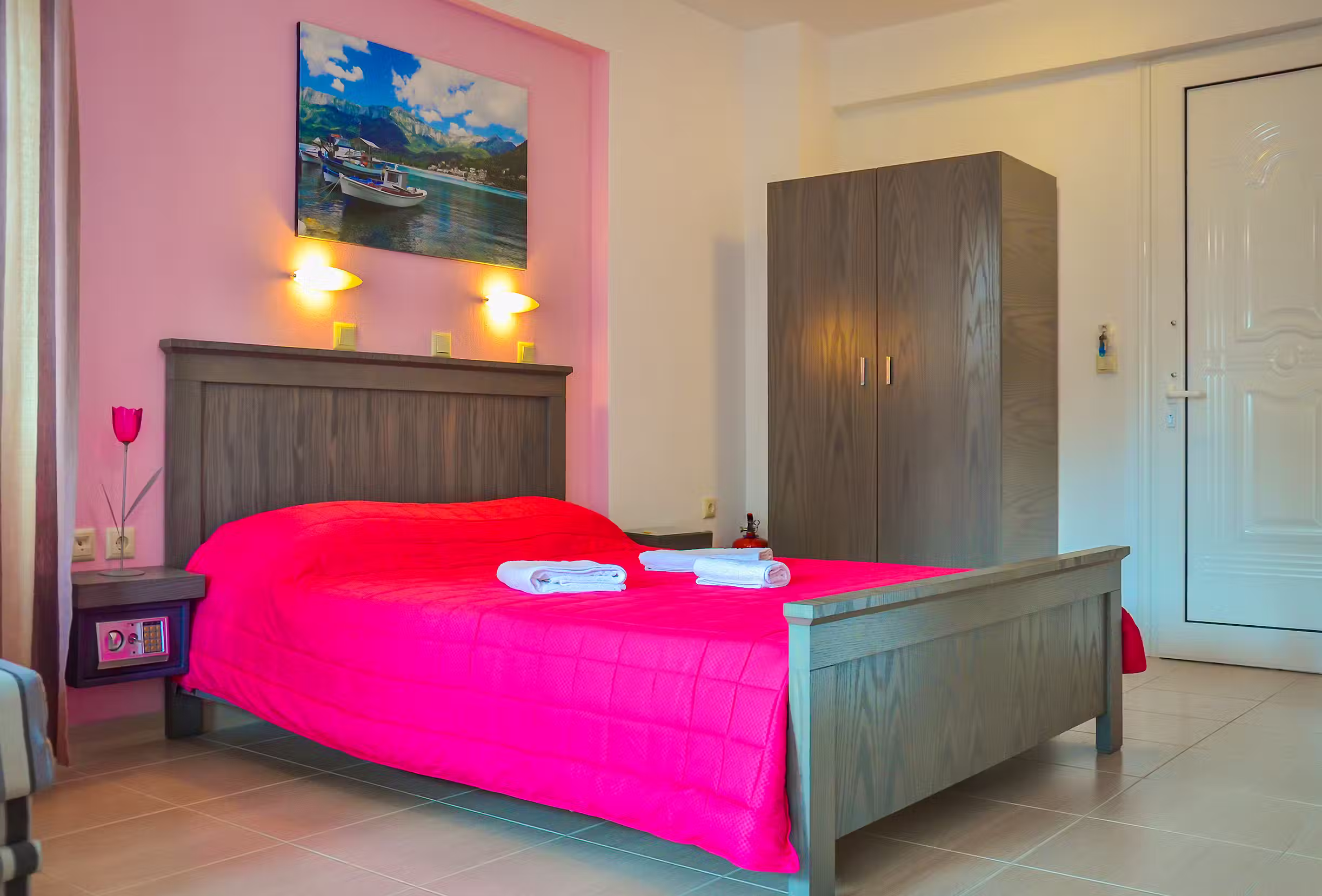 Studio #3 - Intro - 0