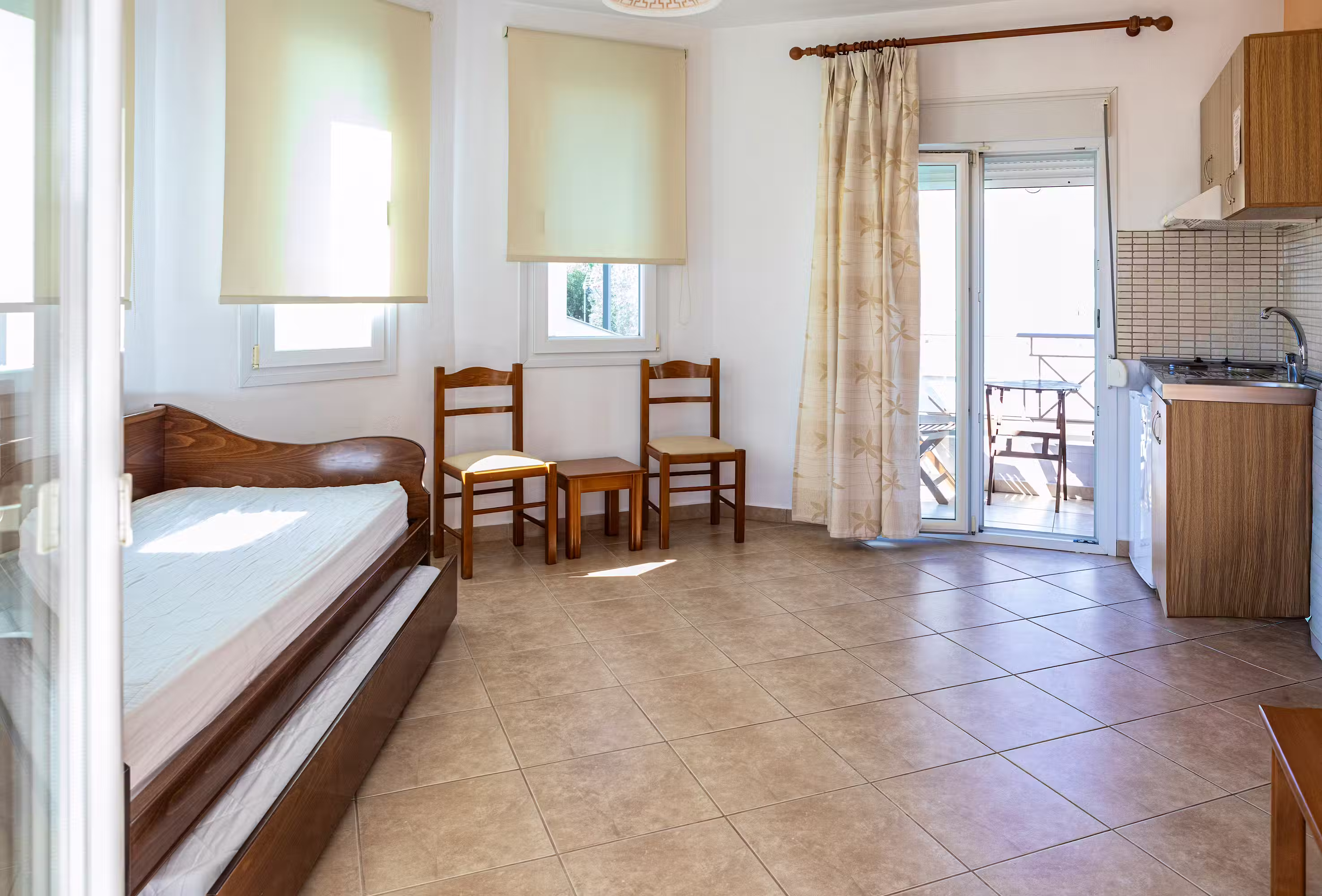 Apartment - Intro - 0