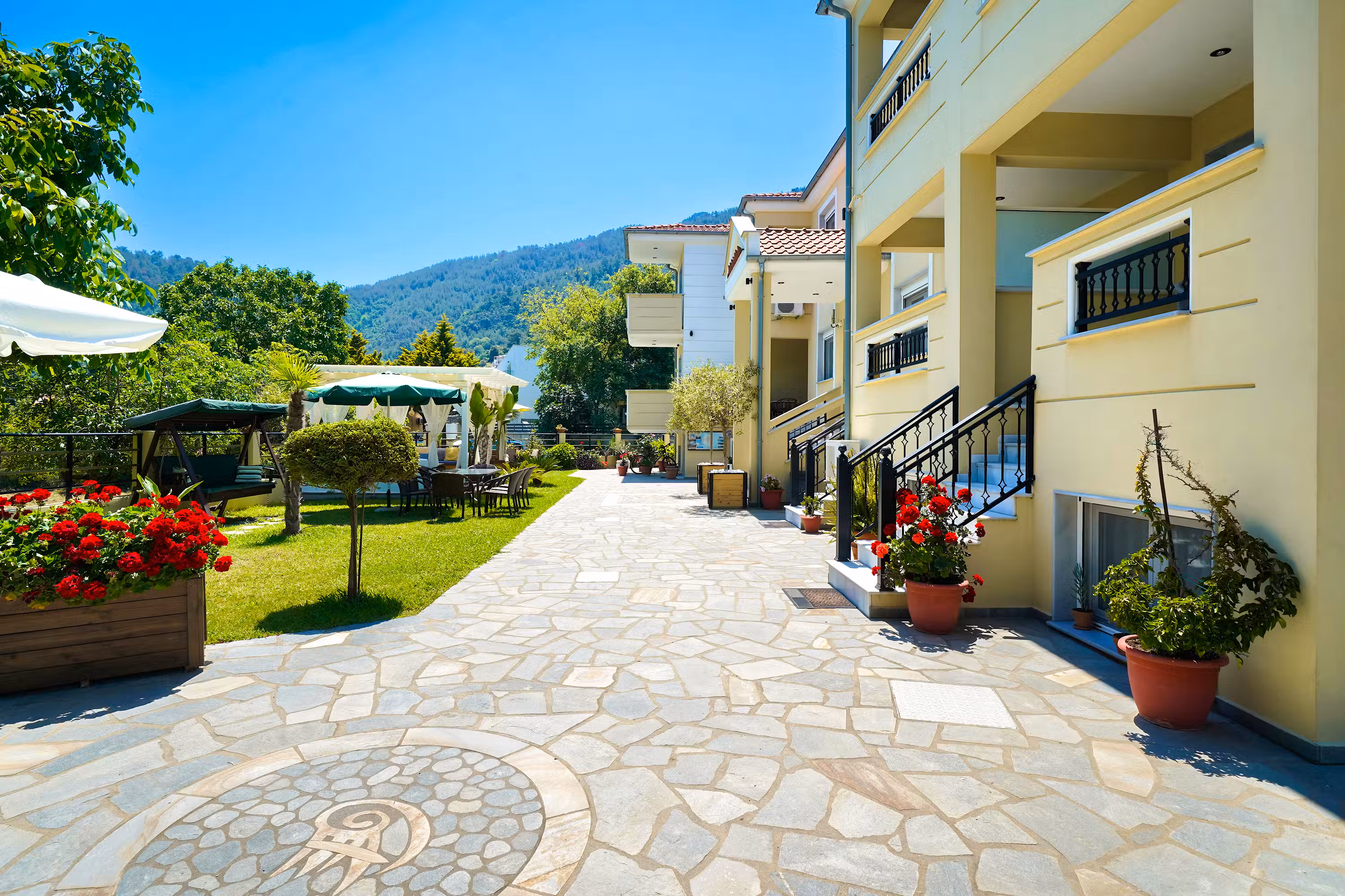 Gallery - Gallery - 1