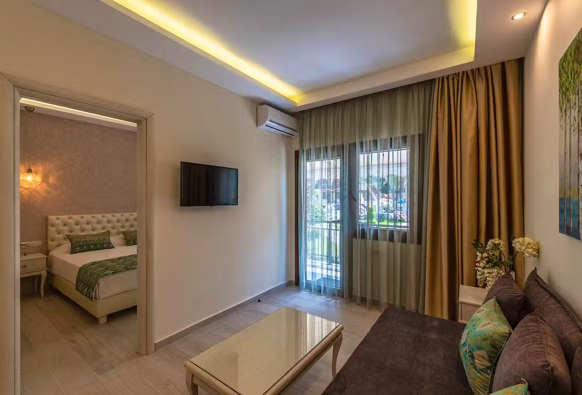 Suite 1st floor - Intro - 0