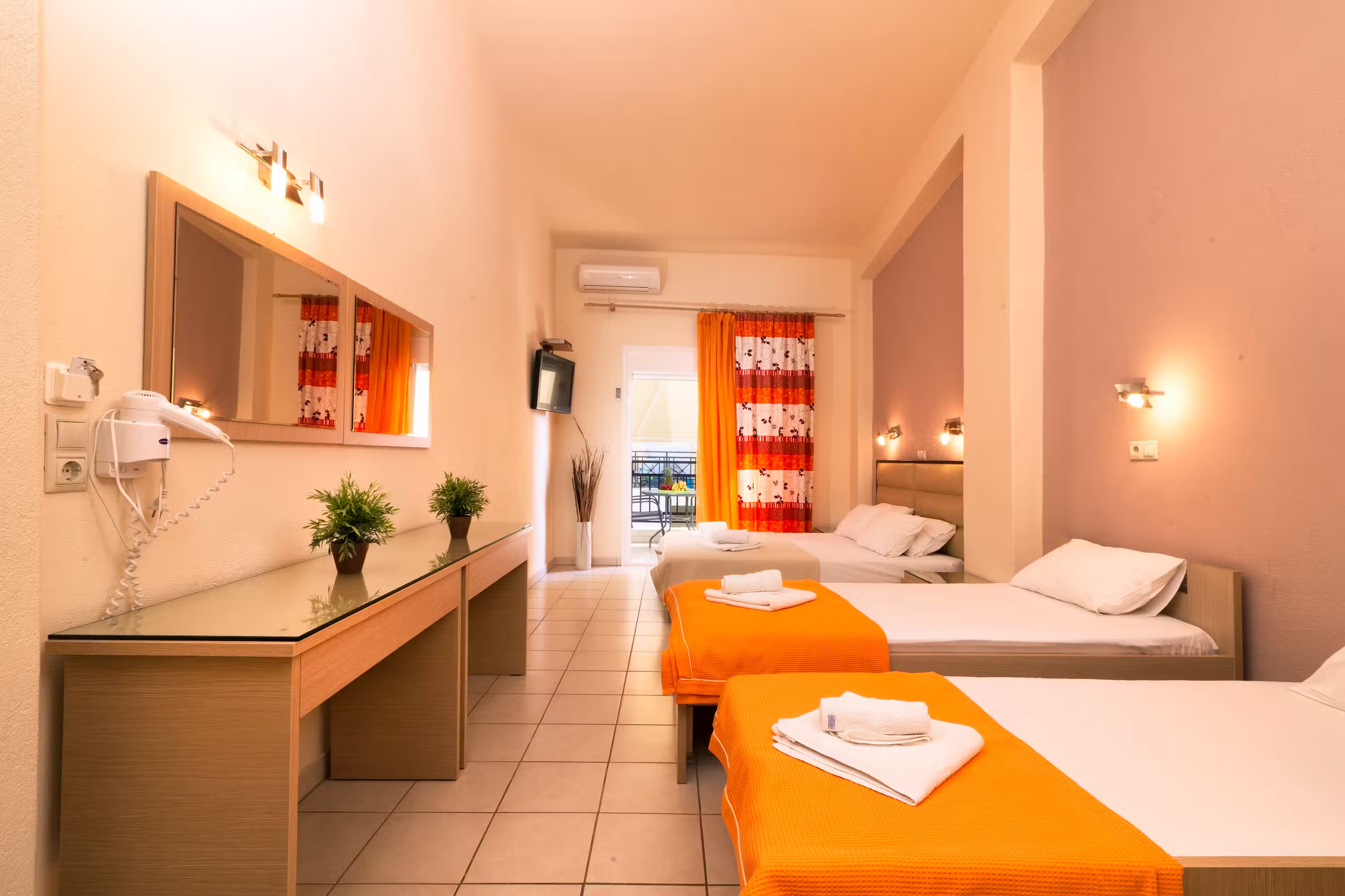 Γκαλερί - Intro - 3